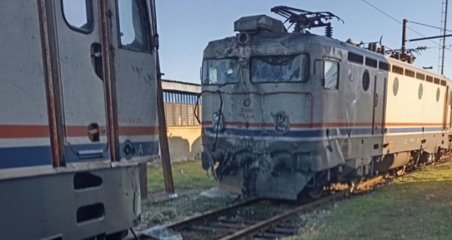 Sudarile se lokomotive Željeznica FBiH u Rajlovcu: Tri radnika povrijeđena