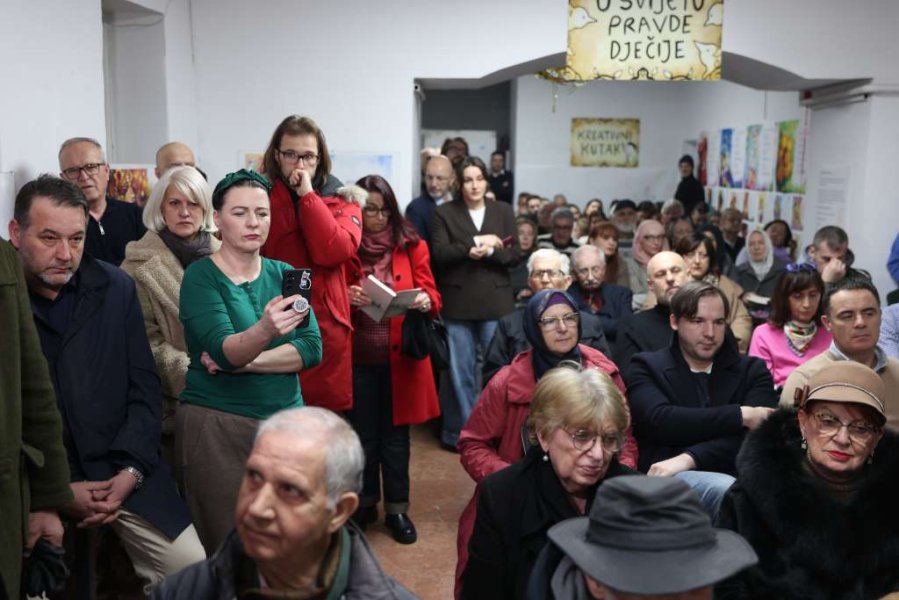 haris-silajdzic-visovi-u-magli-promocija-2