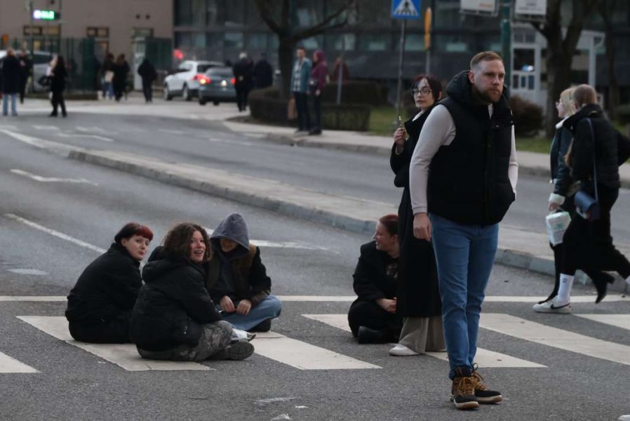 gradani-blokada-scc-14-02-2026-fena-2