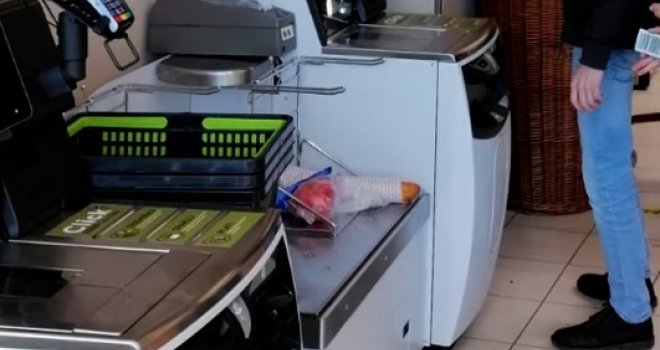 Psihologija trošenja: Kako nas samouslužne kase 'varaju' da kupimo više nego što nam treba