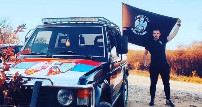 Pozirao kod masovne grobnice: Drago Tendžerić osuđen na šest mjeseci zatvora zbog izazivanja mržnje