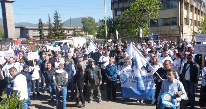 Ne igrajte se sudbinama ljudi! Ovo nije kraj borbe, tek je početak... Za samo 5 mjeseci vratili ste nas 30 godina unazad!