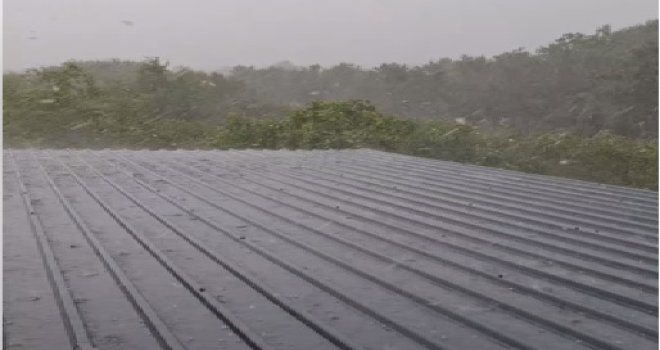 Sunčan  dan prekinulo nevrijeme: Led i jaka kiša pogodili pojedine krajeve Hercegovine