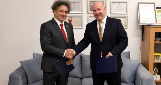 Investicija koja ostaje u zdravstvenom sistemu: Ulaže se 3,1 milion KM za opremanje KCUS-a