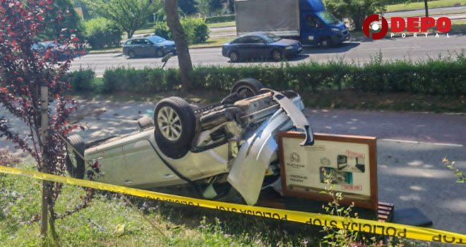 U Sarajevu se prevrnuo automobil: Saobraćaj usporen, uzrok još nije poznat