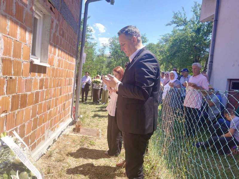 ziva-lomaca-bikavac-34-godisnjica-3