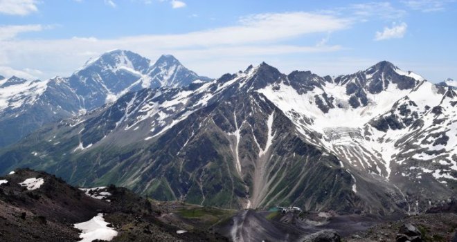 Pet alpinista iz BiH stradalo na planini Elbrus: Dvojica uspjeli preživjeti