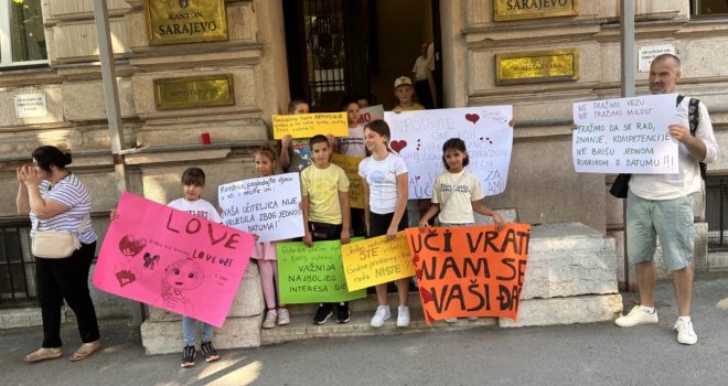 Roditelji najavili ispis cijelog razreda iz OŠ 'Šip': 'Djeca ne mogu čekati sudske presude'