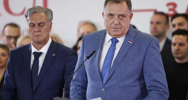 Američki zakonodavci traže od Trumpa sankcije za zvaničnike RS zbog pritiska na Memorijalni centar Srebrenica