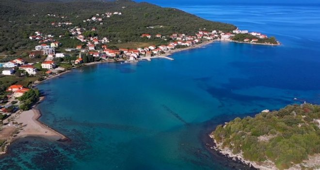 Nova HIT lokacija na hrvatskom Jadranu zaludjela državljane BiH: Stanovi i vile prvi red do mora, sve odmah plane!