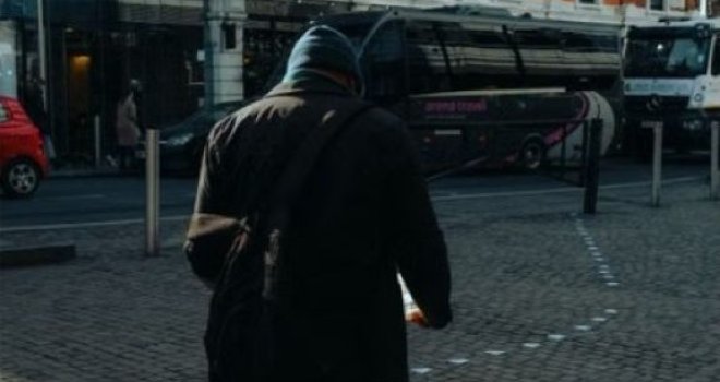 Radio je kao domar i sipao gorivo na pumpama, vozio polovni automobil... A iza sebe je ostavio osam miliona dolara!