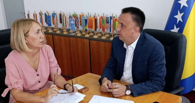 Pozder i Lakić poručuju: Nećemo stati na smjeni Uprave TE Tuzla, slijede nove konkretne mjere! 