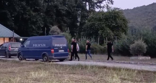 Užas u Crnoj Gori: Trostruko ubistvo na strelištu u Danilovgradu, ubica pobjegao naoružan