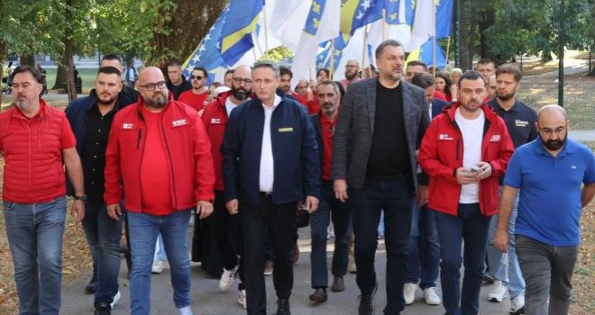 Bećirović na Ilidži: 'Građani ne trebaju čekati desetljećima da bi dobili infrastrukturu dostojnu evropskog grada!'