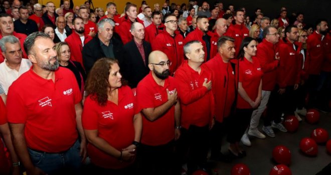 Rezultati, plaće i penzije, a ne politička buka i prazna obećanja: Predizborni skup SDP-a BiH u Novom Sarajevu