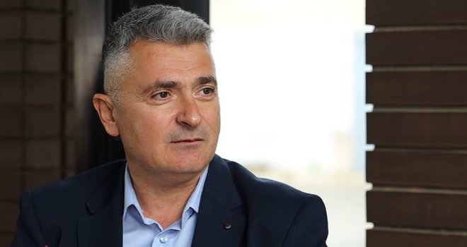 Ko je čovjek kojeg su studenti u Srbiji odlučili suprotstaviti Vučiću? Jedan detalj u njegovoj biografiji upada u oči