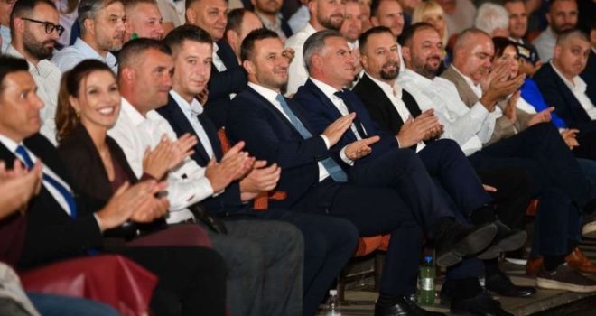 Efendić: 'Državi treba principijelno vodstvo'