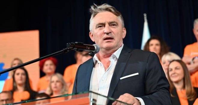 Komšić iz Zenice poručuje: Nećemo dozvoliti da dam se sa premijerske funkcije smije pomilovani Dodik!