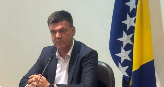 HDZ 1990 traži istragu nakon oštećenja automobila Josipa Križanovića: 'Novi pritisak na Hrvate Središnje Bosne'