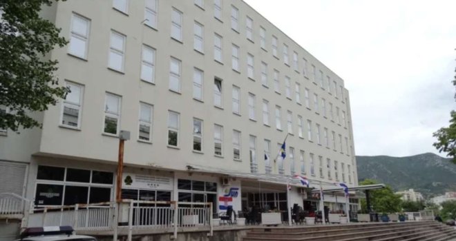 Oglasilo se Federalno ministarstvo prometa i komunikacija: Policija tražila dokumentaciju o Željeznicama FBiH