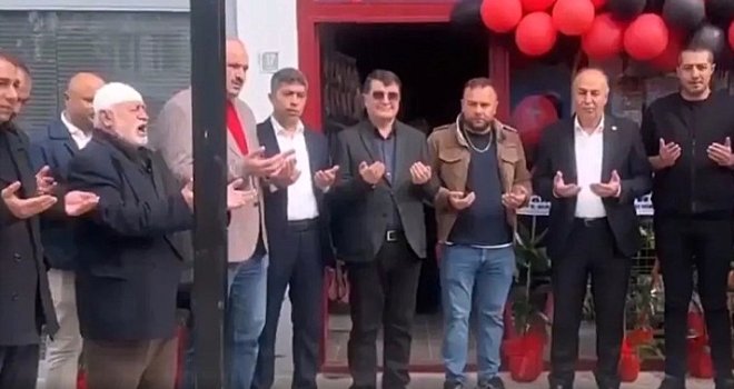 Prodavnica erotskog rublja svečano otvorena uz učenje dove, gradonačelnik presjekao vrpcu