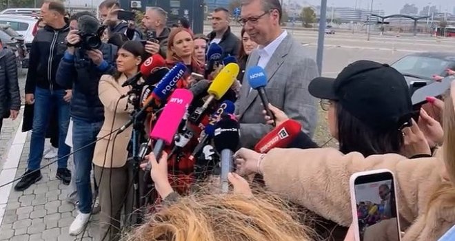 Vučić otkrio šta će prvo uraditi večeras ako izgubi izbore, razljutila ga pitanja hrvatskih novinara